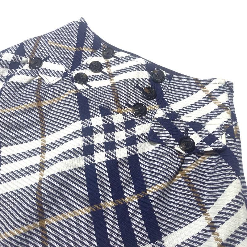 BURBERRY バーバリーブルーレーベル ノバチェック スカート サイズ38