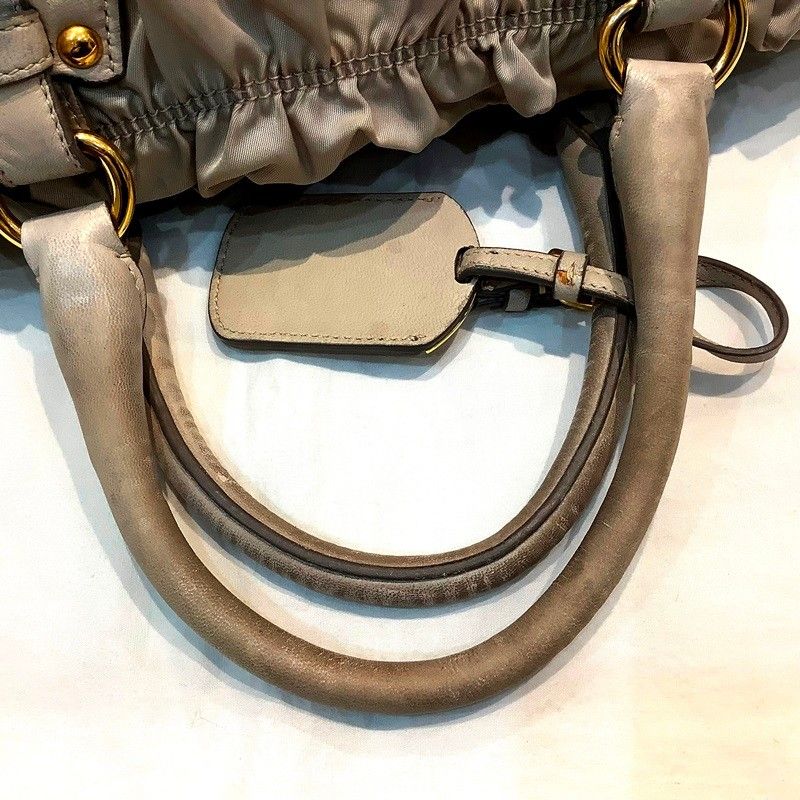 プラダ（PRADA）ナッパ ゴーフル2WAYバッグ ギャザーナイロン