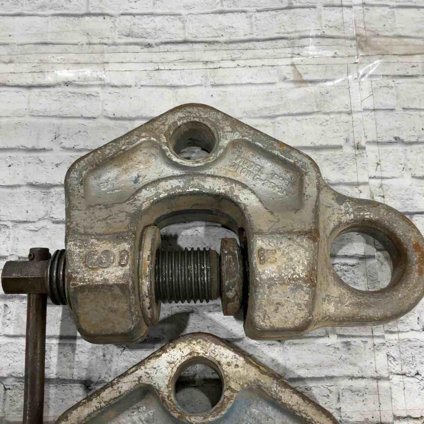 イーグル 全方向ねじ式クランプ SBB-3 2個セット 川口店