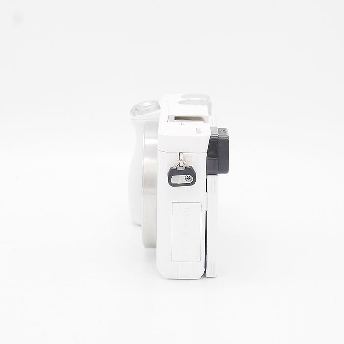 中古】(ソニー) SONY ILCE-α6000 ボディ ホワイト - メルカリ