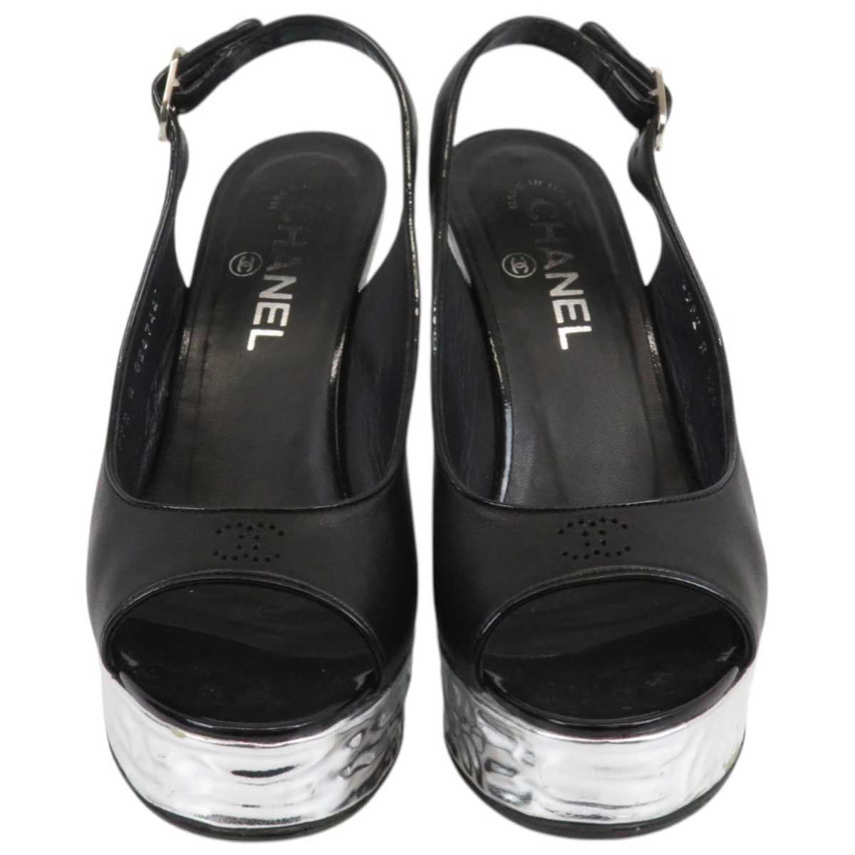 シャネル ココマーク パンチング メタリック サンダル G26744