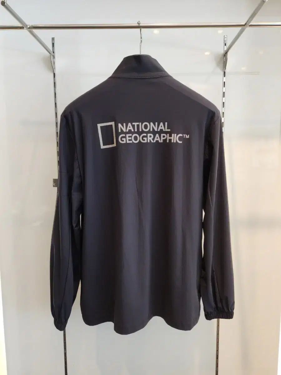 National Geographic ナショナルジオグラフィック フロントガラス