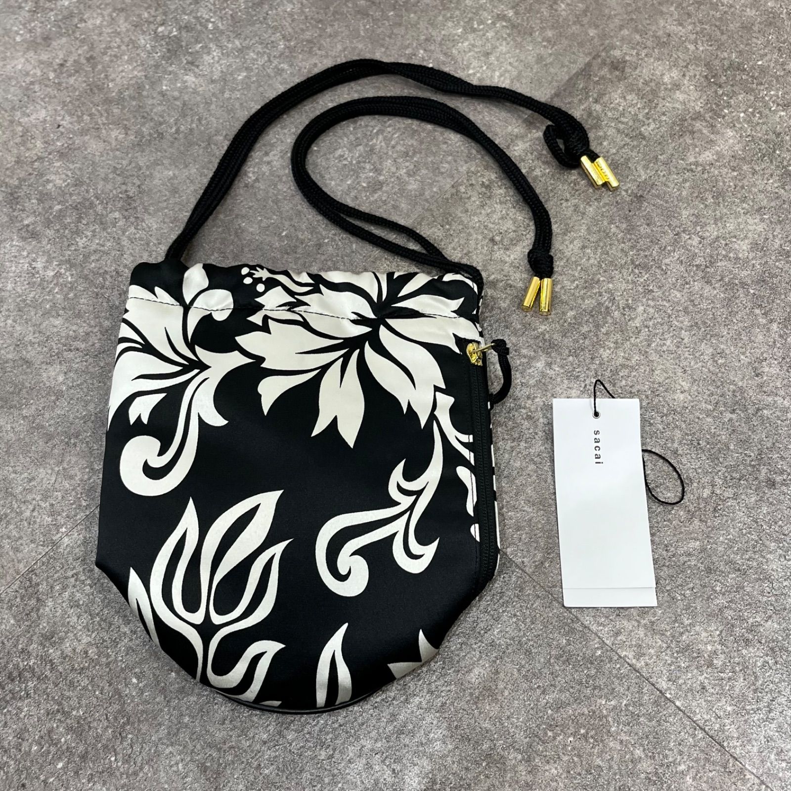 sacai 巾着ポーチ sacai s kinchaku 巾着 ◇Sacai サカイ◇s Kinchaku Nylon Twill 巾着 ショルダーバッグ
