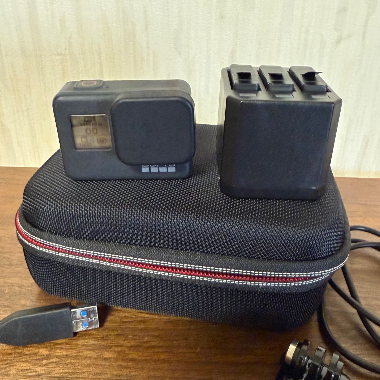 GoProHERO7 BLACK 動作確認済み 中古品 付属品多数 GoProHERO7 BLACK 動作確認済み 中古品 付属品多数