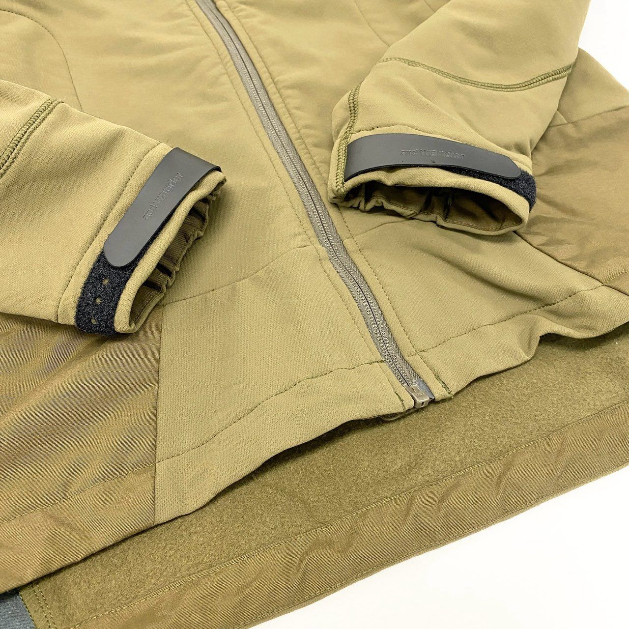 アンドワンダー Stretch