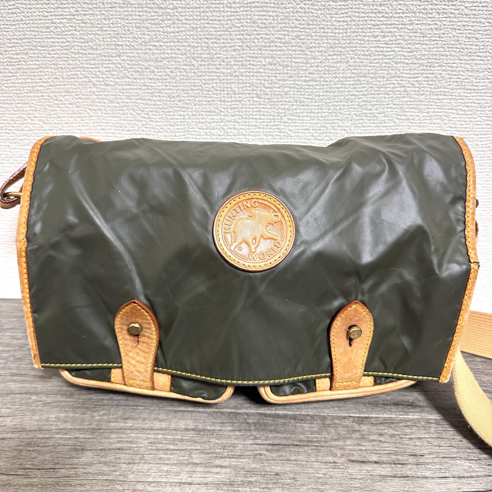 HUNTING WORLD ハンティングワールド ヴィンテージ バチュークロス