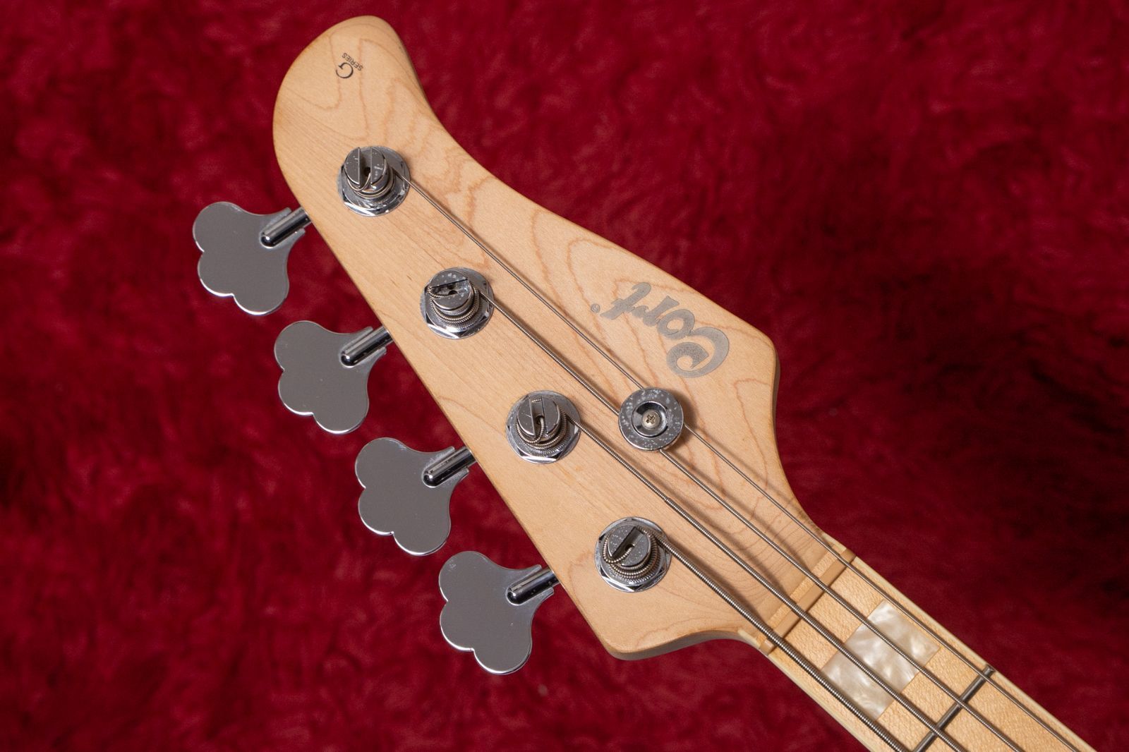 美品 Cortコルト GB74 エレキベース ギター 美品 Cortコルト GB74 エレキベース ギター 美品 Cortコルト GB74