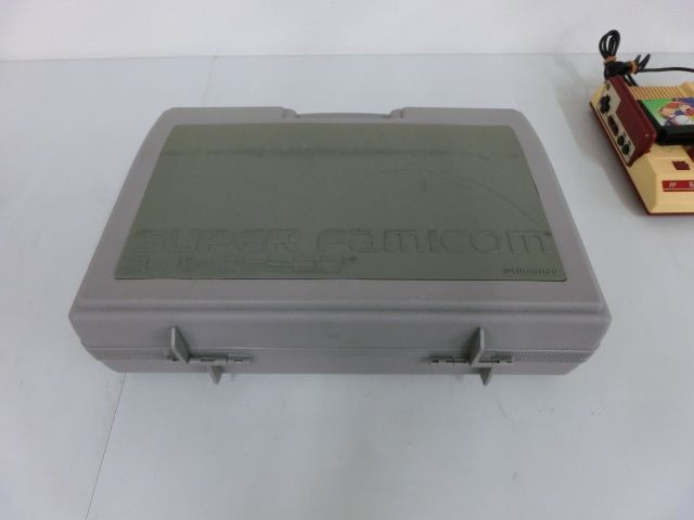 TAKA43-73】☆未検品 Nintendo ファミコン 本体 ACケーブル