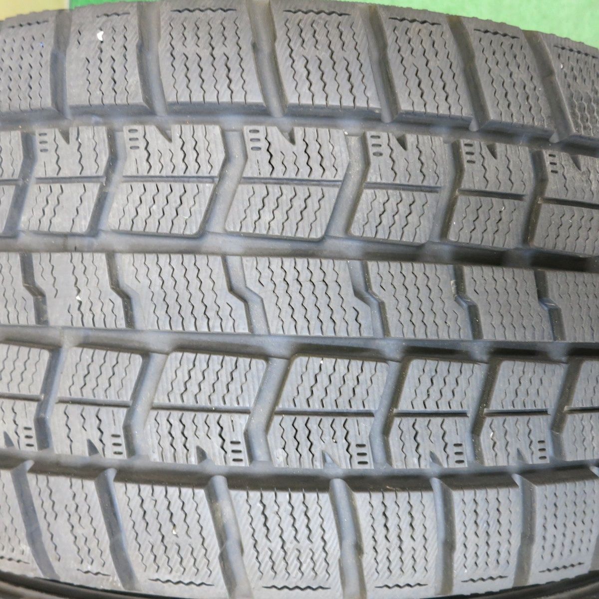 バリ溝！9.5分以上☆ベンツ 等 IRVINE F01 245/45R17 スタッドレス