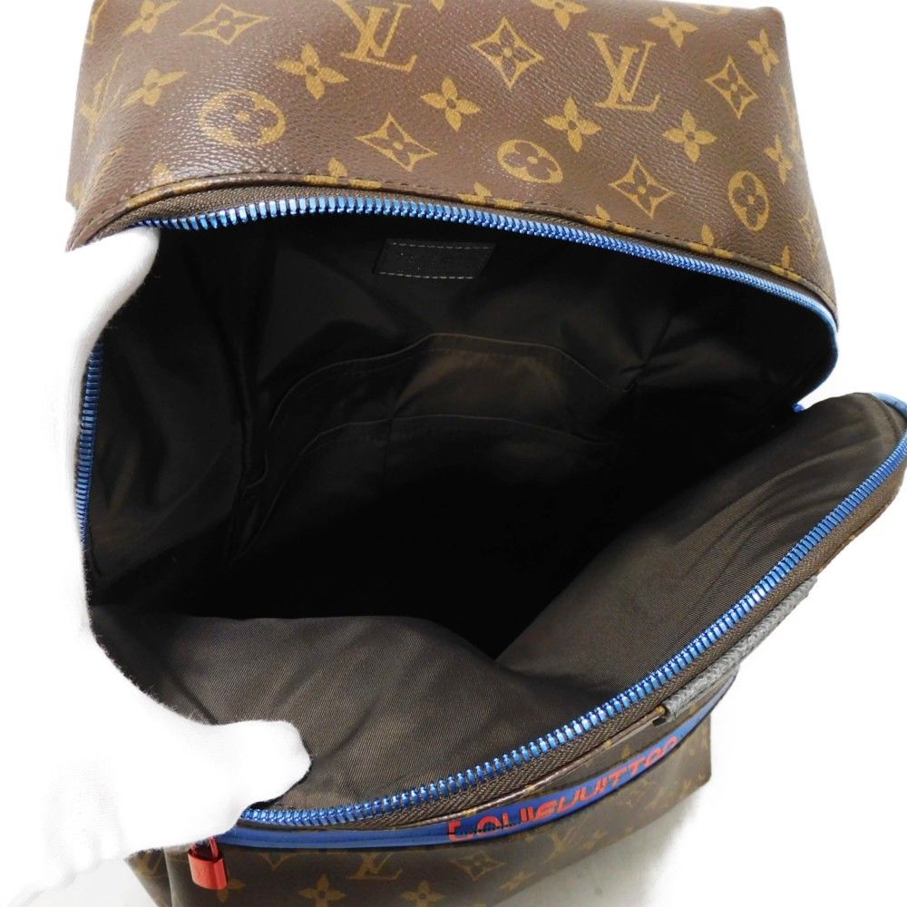 VUITTON ルイ
