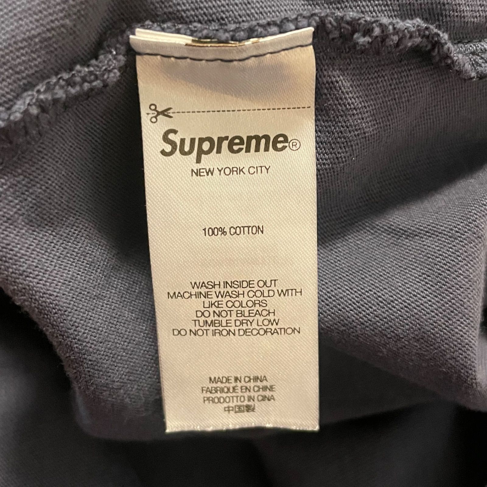 NewJeansハニ着用 supreme24SS Cracked Arc TEE Arc Cracked S⁄S arc 