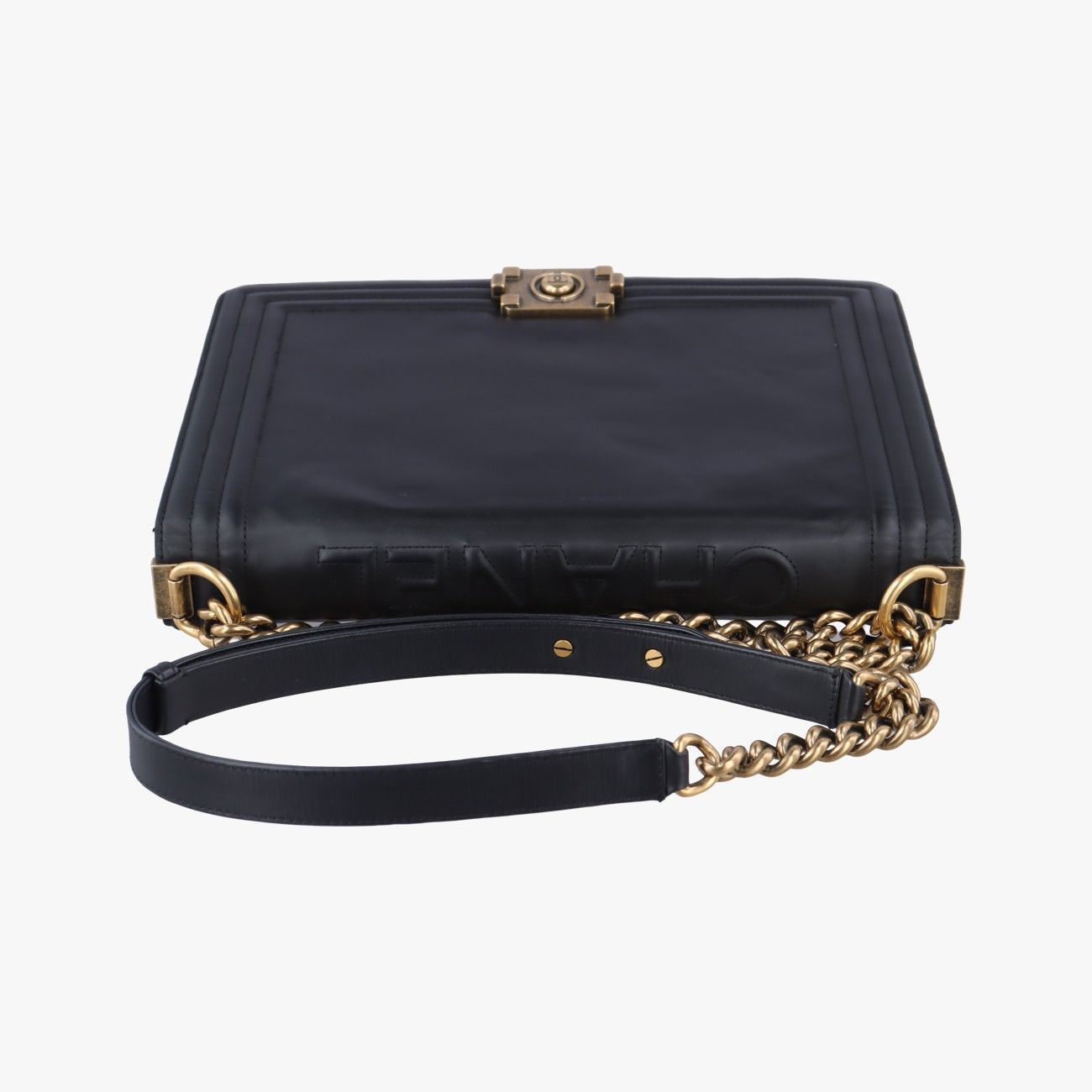 シャネルChanelボーイシャネルブラックレザーA6671115332938