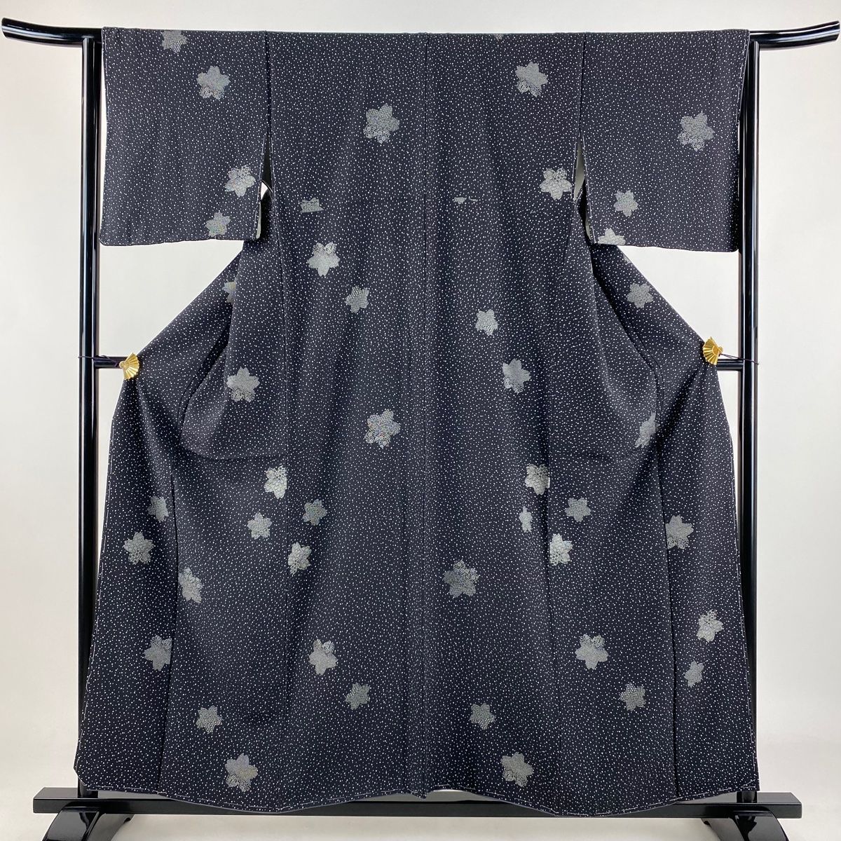 小紋 身丈157cm 裄丈64.5cm M 袷 桜 草花 黒 正絹 秀品