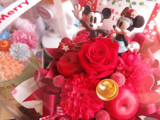  プリザーブドフラワー プレゼント ディズニー 花束風ギフト ミッキー ミニー入り 赤 ラテ ケース付き 記念日の贈り物に のフラワーギフト プリザーブドフラワーアレンジメント フラワーアレンジメント