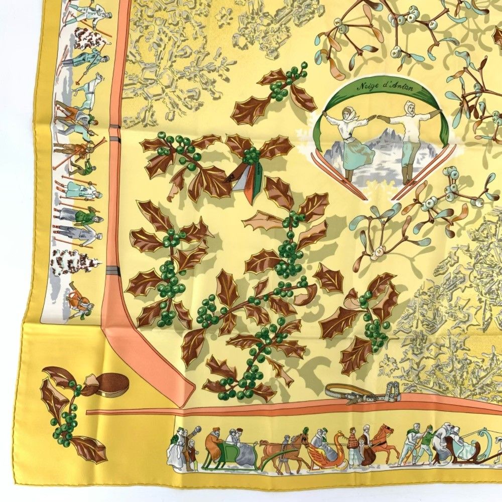 HERMES エルメス カレ 90 Neige d'Antan 去年の雪 イエロー系