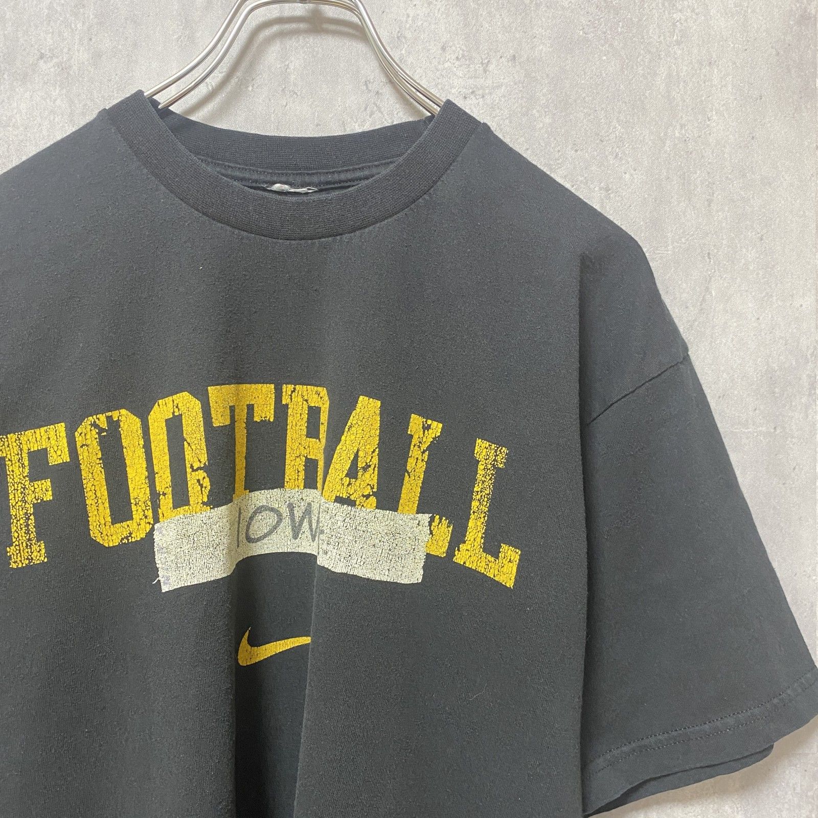 古着 used　NIKE　ナイキ　半袖　プリントTシャツ　黒　ブラック　フットボール　アメフト　スポーツ　　レトロ　デザイン　ストリート　クルーネック　春夏服　メンズ　レディース