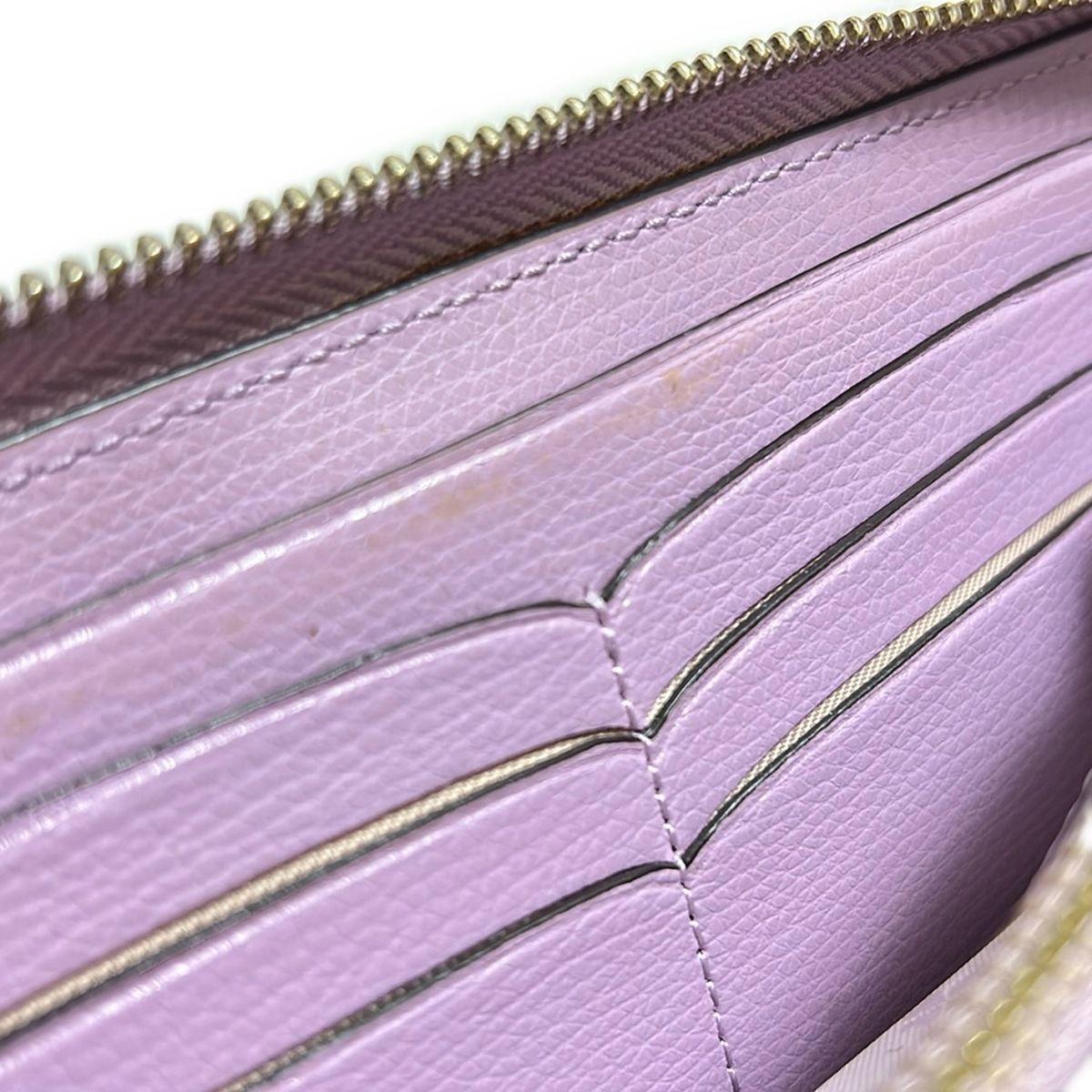 ライトパープル ラウンドファスナー