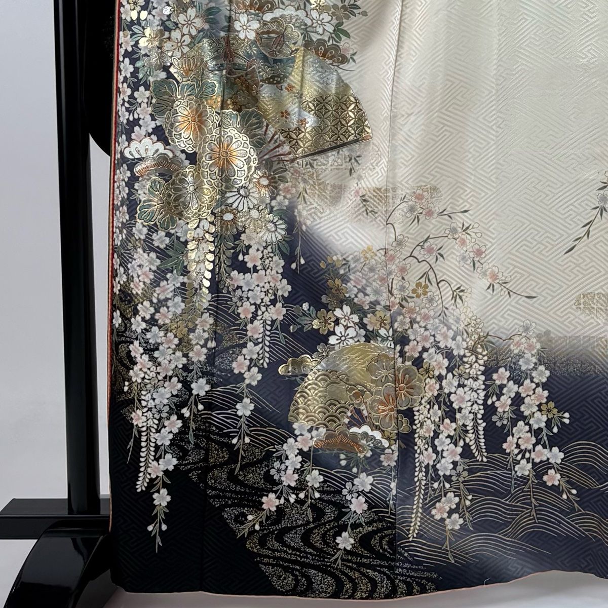振袖 身丈166cm 裄丈66cm M 袷 やまと 糸巻き 扇 ラメ 金銀彩 クリーム 正絹