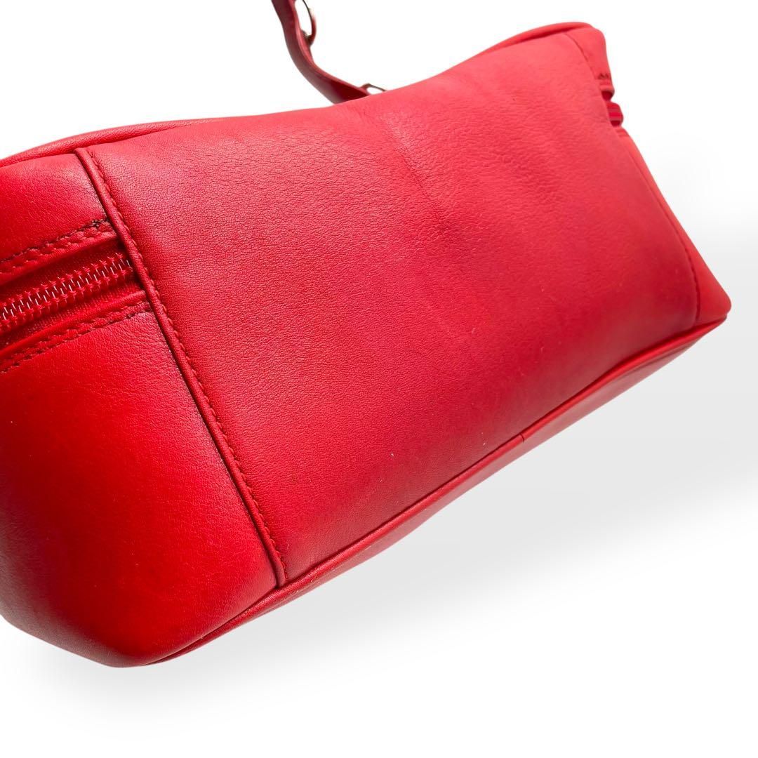 GUCCI ホースビット　バニティバッグ　スエード　赤　エナメル　レッド GUCCI ホースビット バニティバッグ スエード 赤 エナメル レッド