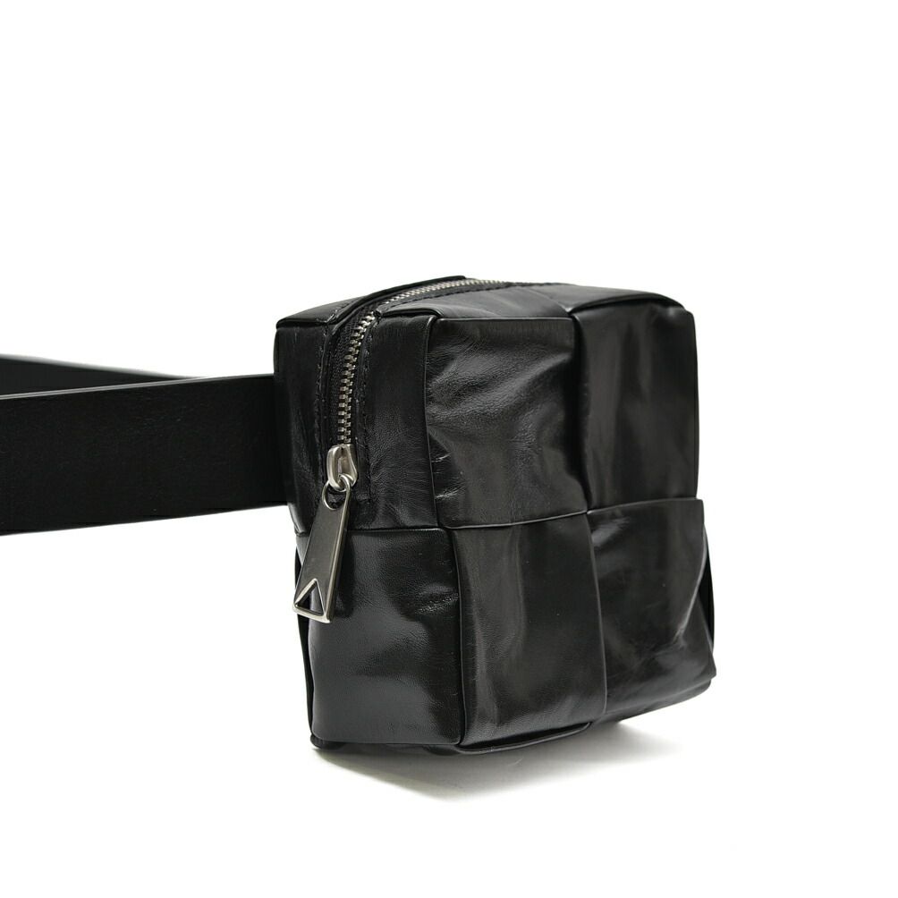 VENETA BOTTEGA カセット ベルトバッグ ボッテガヴェネタ ブラック