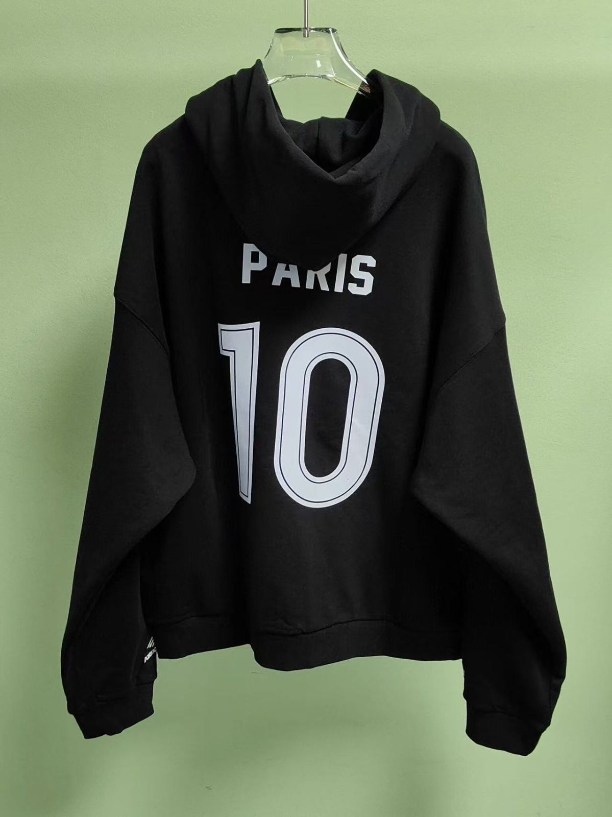 balenciaga ブラック サッカーウェア TOKYO 10 Balenciaga Soccer Jersey Tokyo 10 | Available in black- white DM