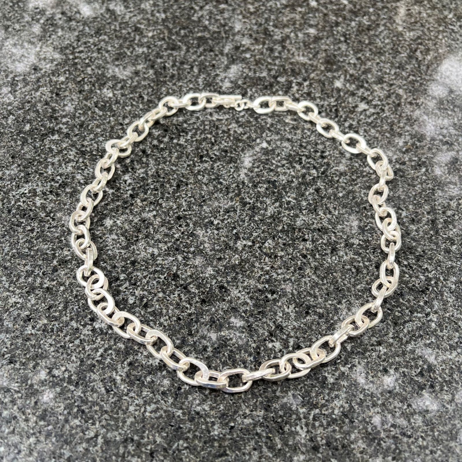 アクセサリー Karen Necklace - Silver karen silver long necklace – monshiro official web site