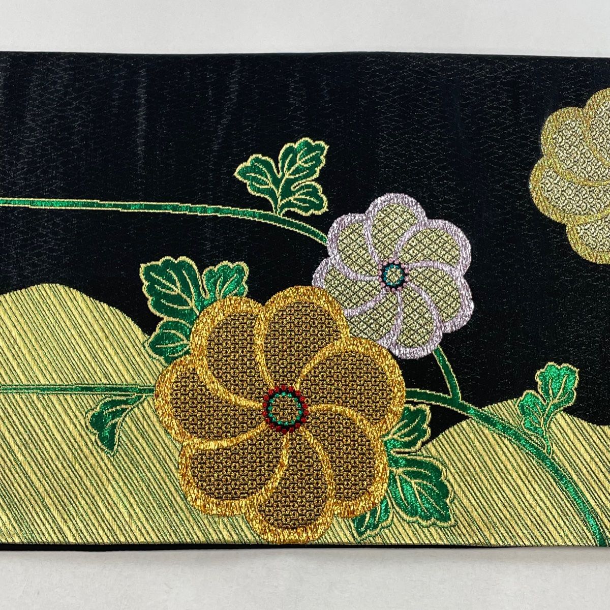 袋帯 秀品 蝶 笹 唐織 箔 黒 六通 正絹 【中古】 袋帯 美品 名品