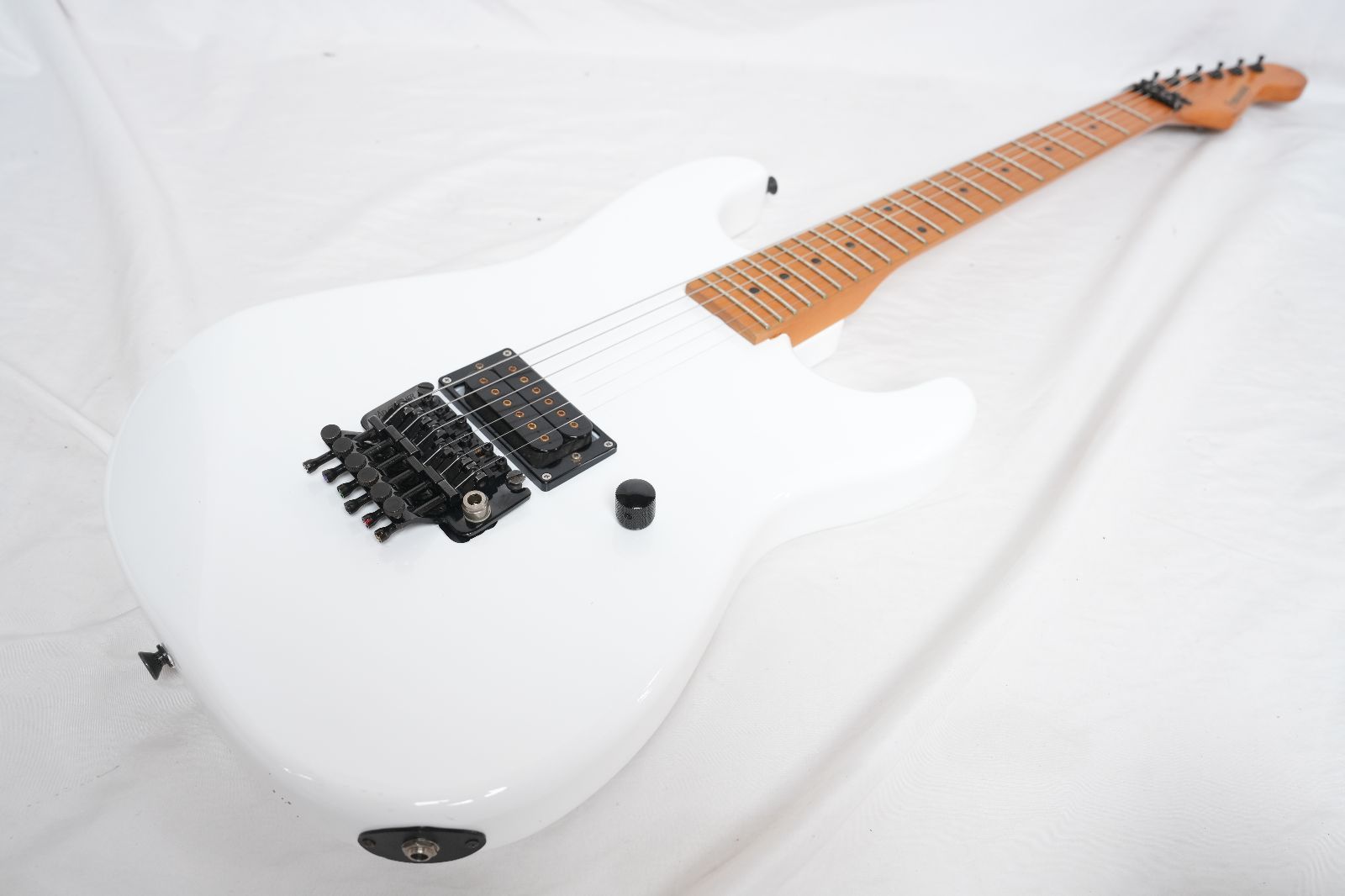 ☆FERNANDES☆STC-70 WHITE リフィニッシュ Charvel San Dimasスタイル