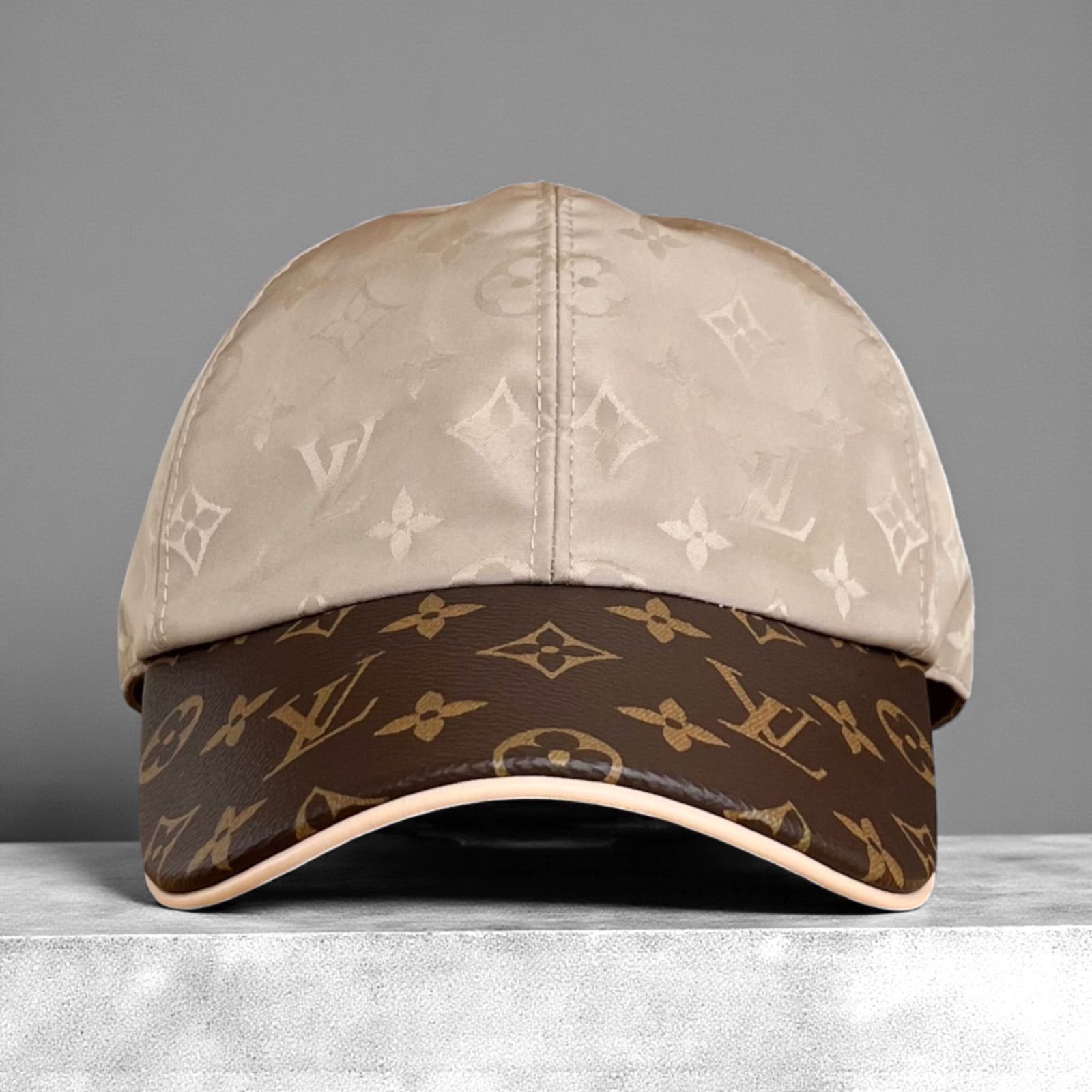 美品 LOUIS VUITTON ルイヴィトン キャップ LVゲットレディー