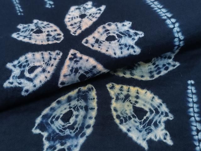 有松鳴海絞り 舞花文