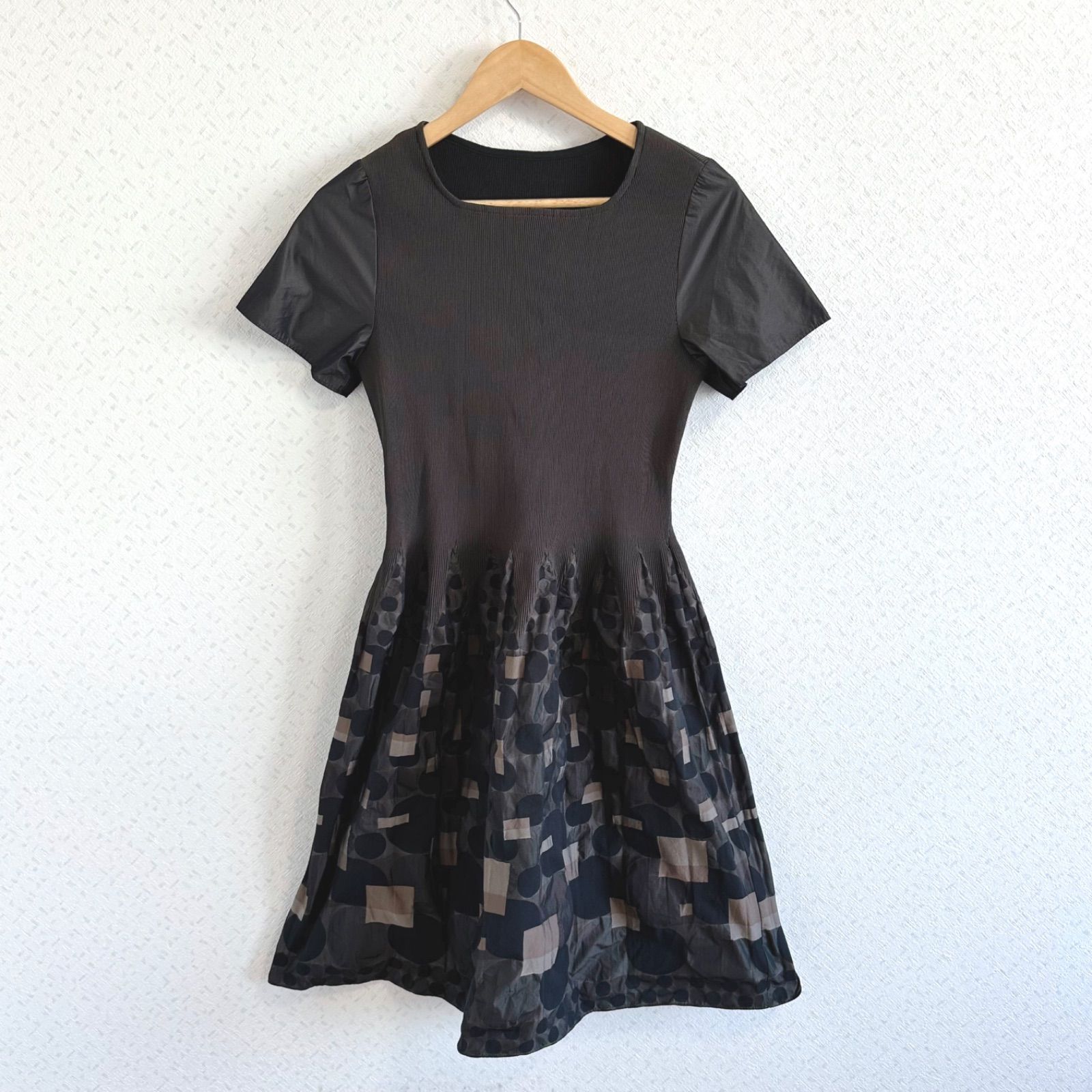 z919 【美品】HIROKO BISヒロコビス ワンピース ブラウン レディース