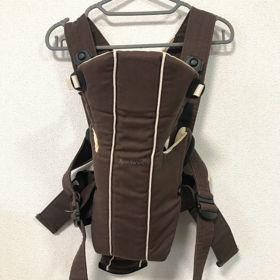 ベビービョルン 抱っこ紐 ブラウン BABYBJORN - 子供用品リユース