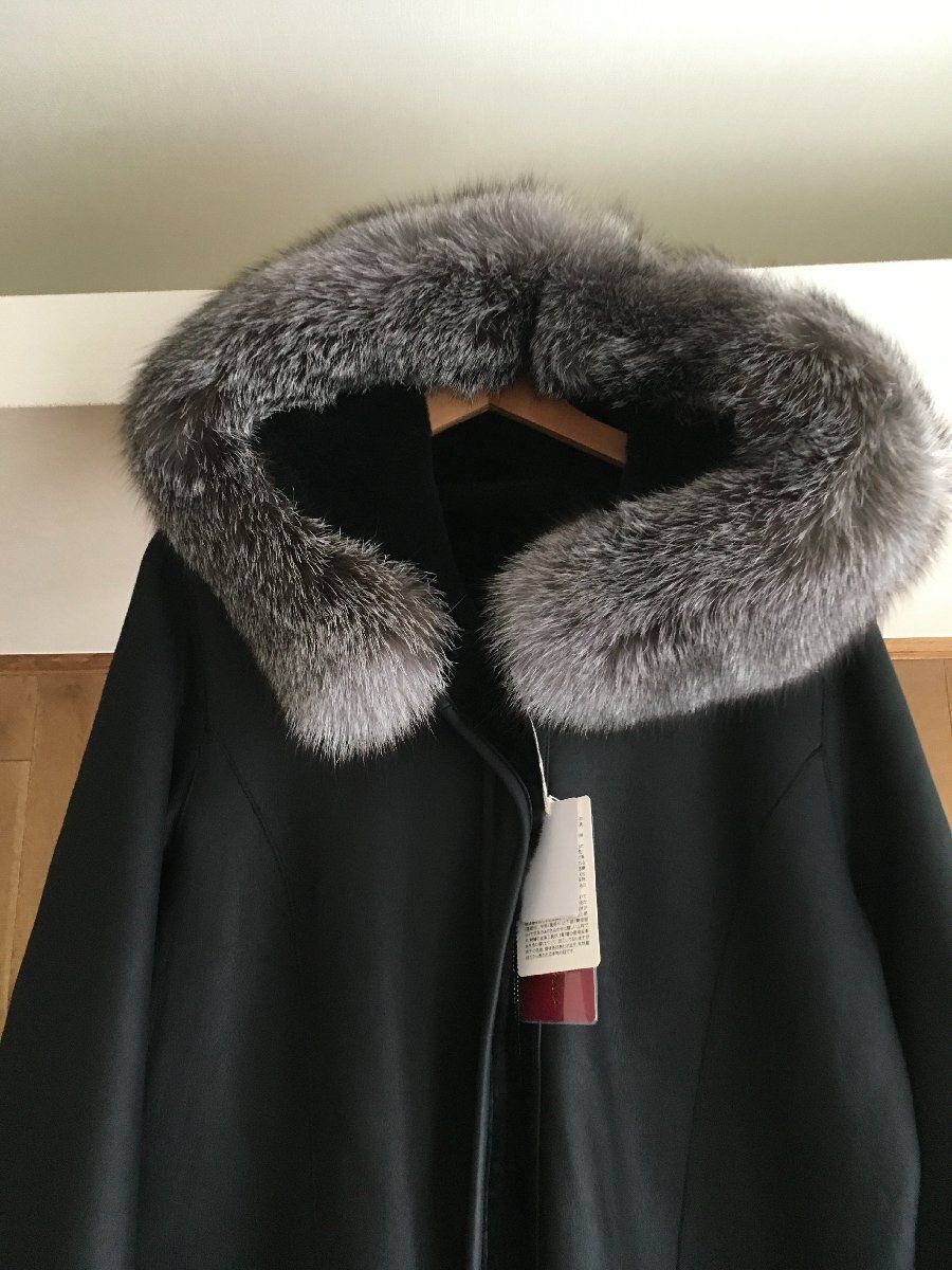 美品【ムートンコート】Pelley Lusso 羊革　ペレリールッソ 新品 ペレリールッソ Pelley Lusso リバーシブル 羊革 ムートン