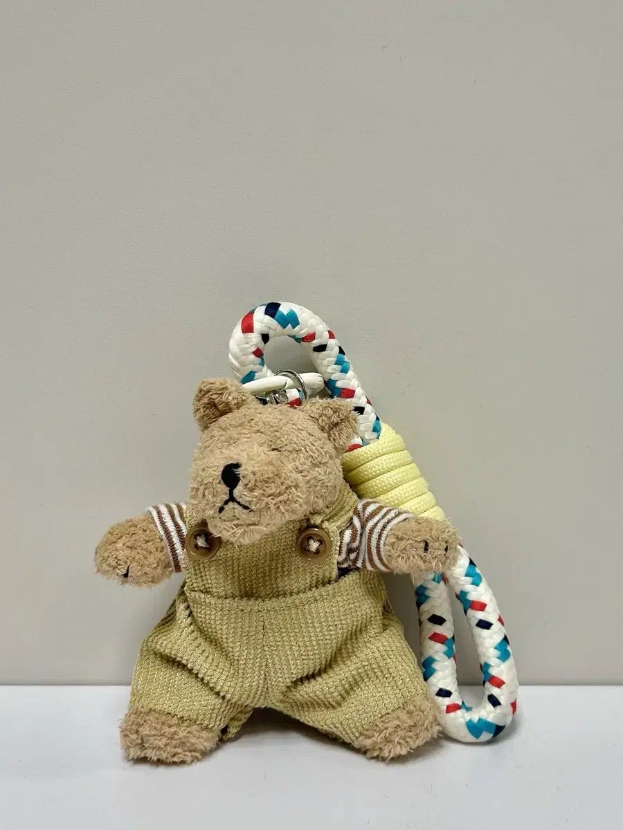 2495 外国切手 リヒテンシュタイン 1978年ファドゥーツ城 凹版エンボス