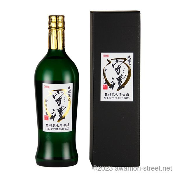 泡盛 珊瑚礁 3年古酒 43度 1800ml / 山川酒造