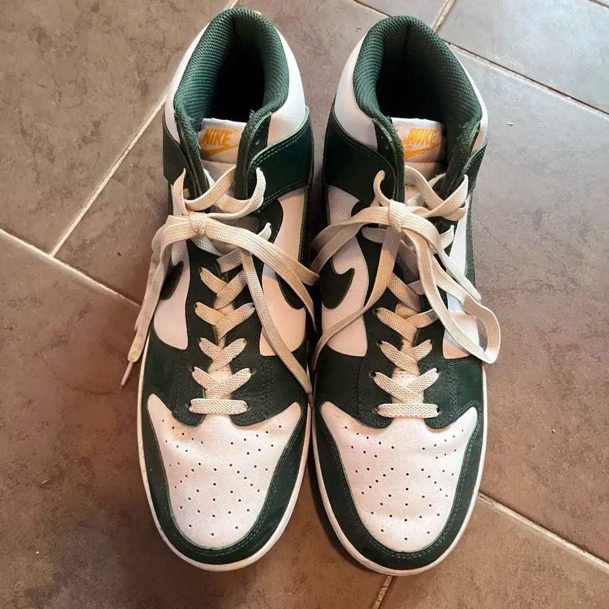 ナイキ ダンクハイ