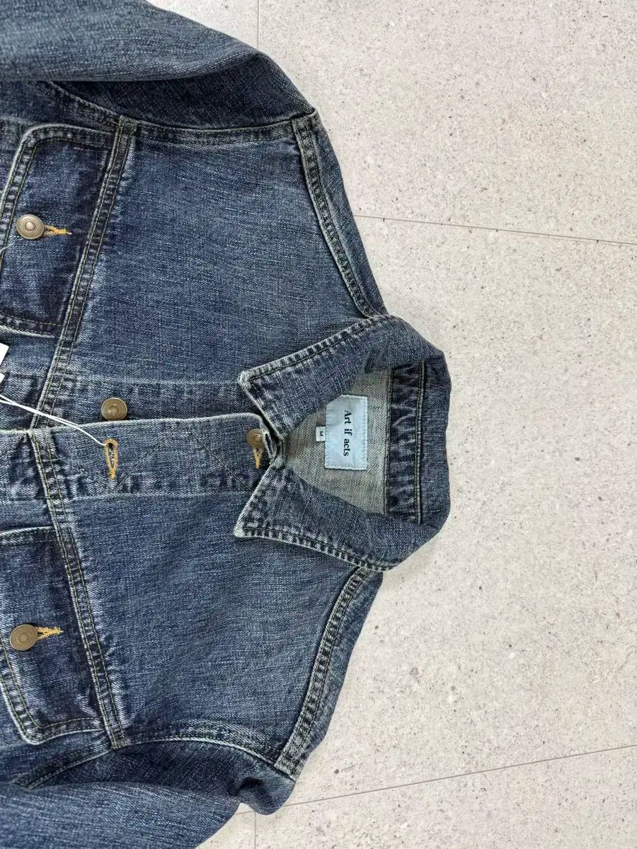 デニム トラッカー