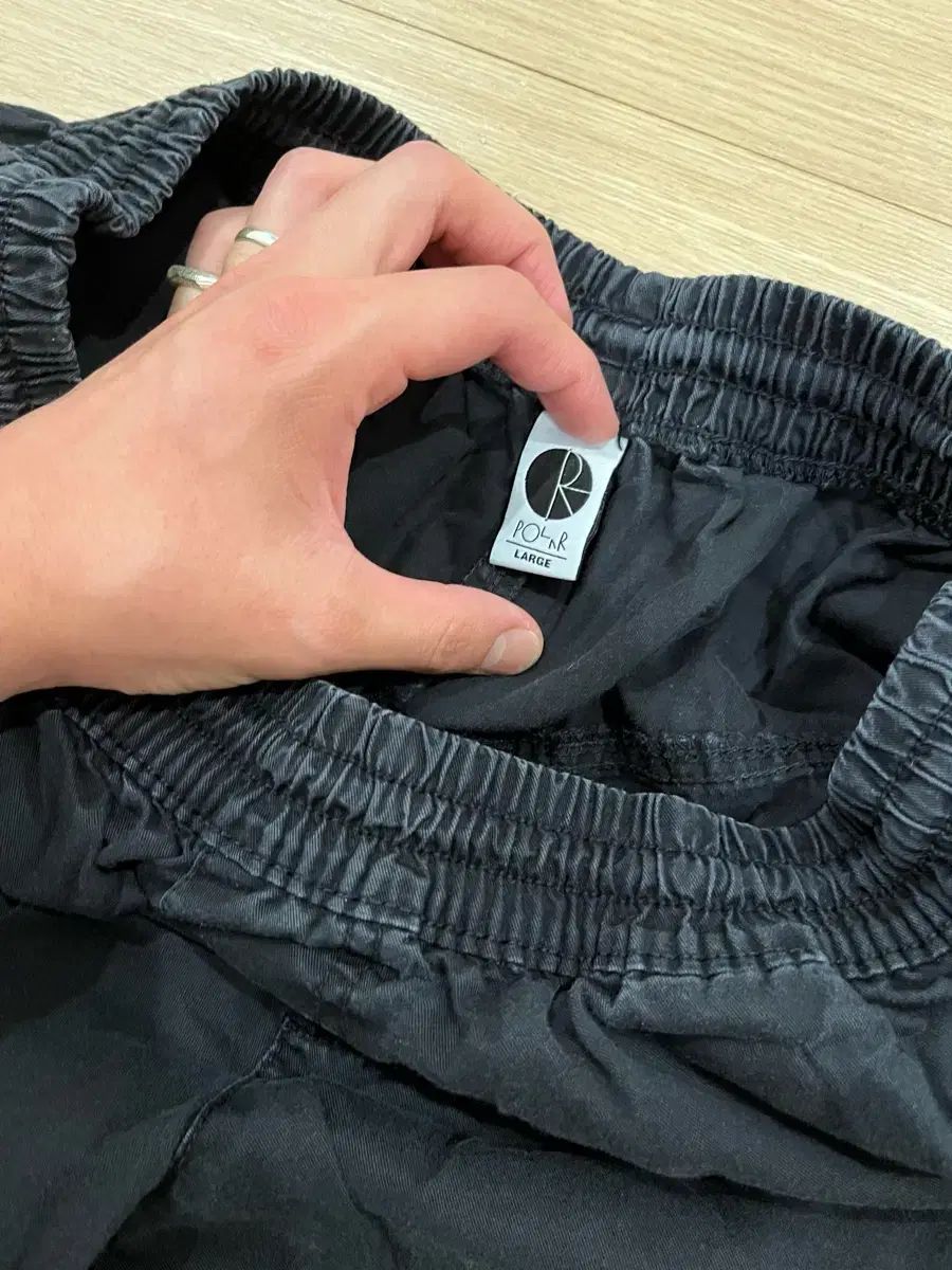 L ポーラースケート パンツ ブラック