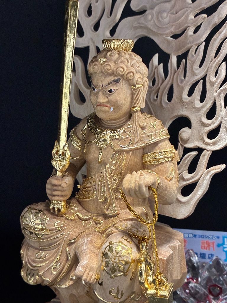 楠木切金荘厳彫