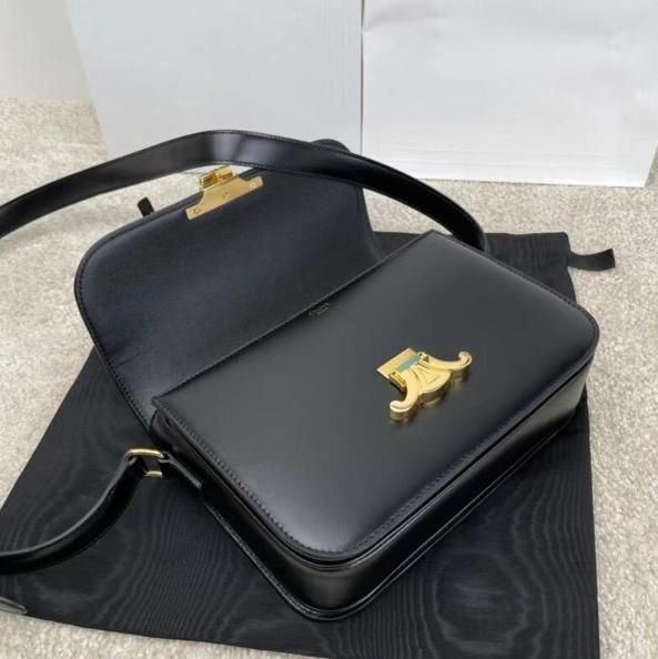 Celine ショルダーバッグ CELINE セリーヌ ショルダーバッグ Vertical Messenger Box