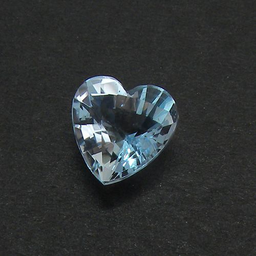 ポスト投函】 ブルートパーズ ハート 5.29ct ルース 一個 大粒