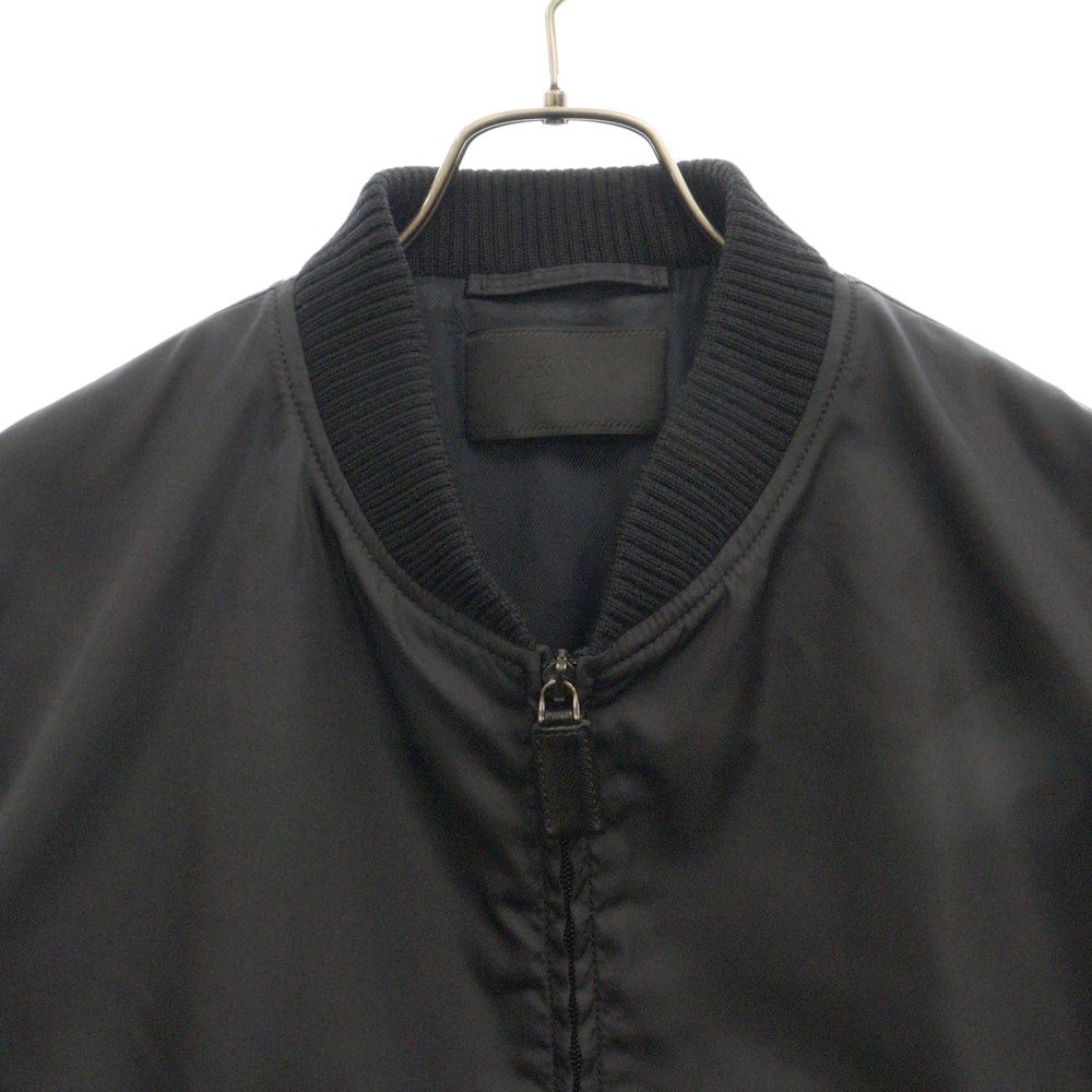 PRADA (プラダ) NYLON MA-1トライアングルロゴ ナイロン