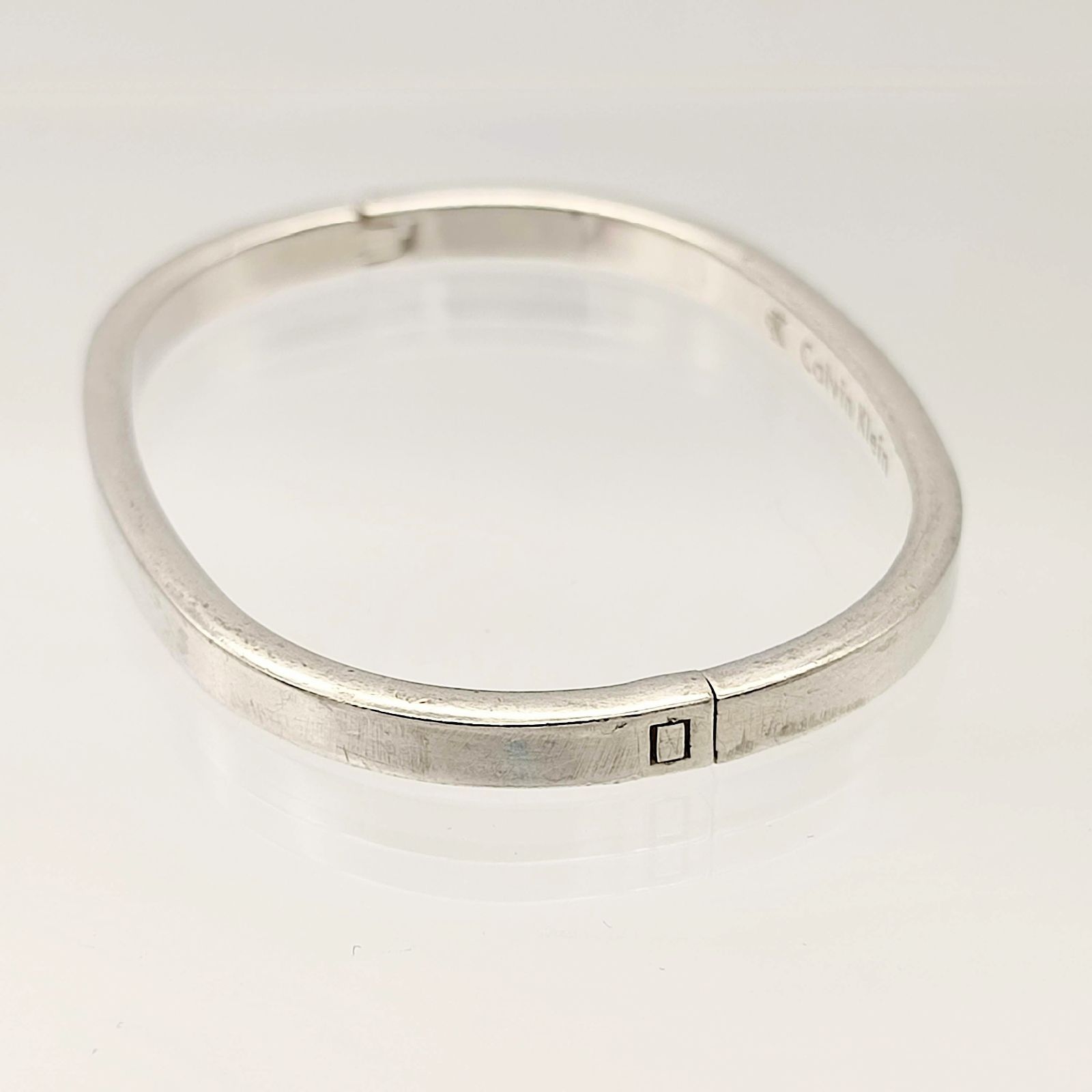 美品】Calvin Klein カルバンクライン CK シルバーバングル 