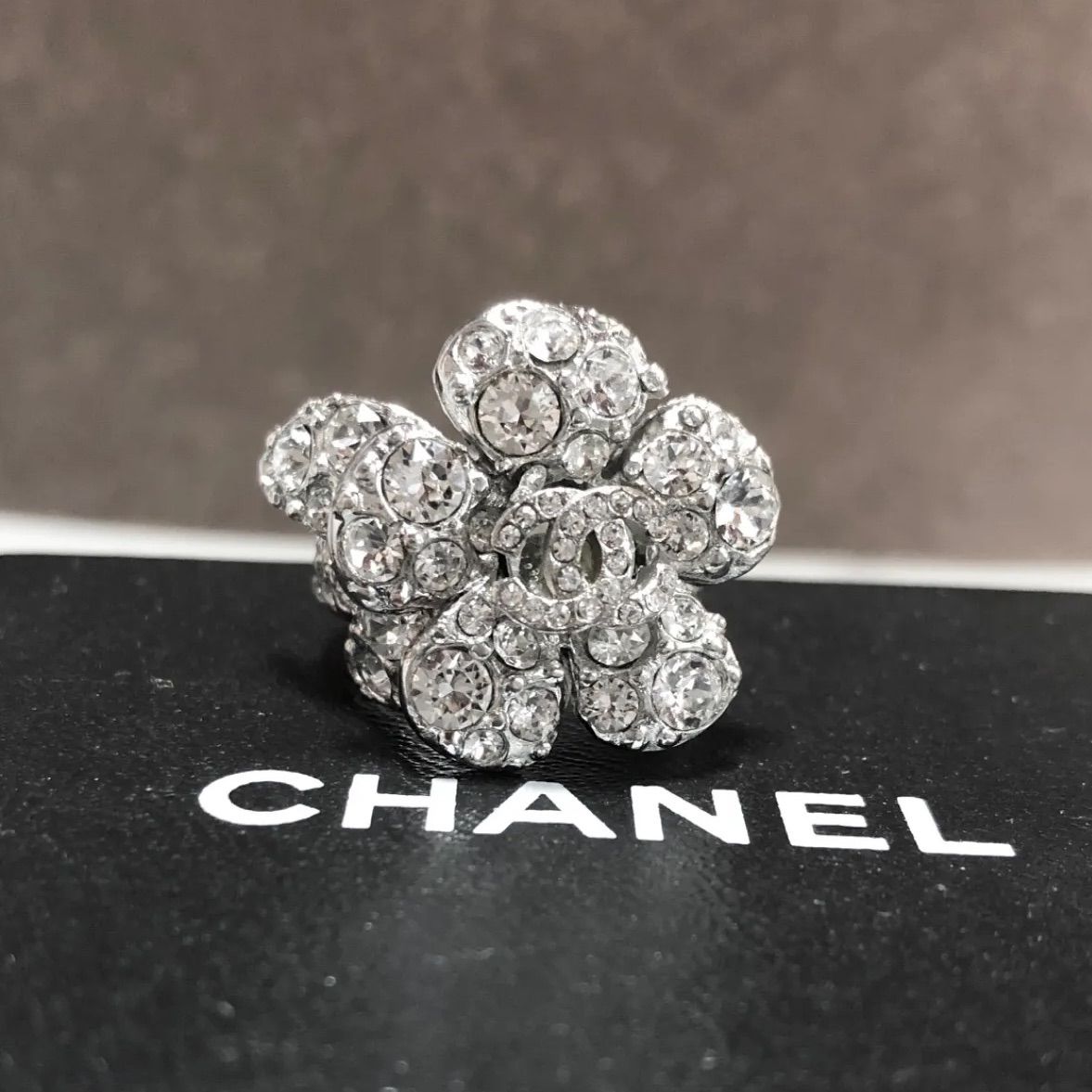 シャネル CHANEL ココマーク カメリア ピンク ラインストーン リング ...