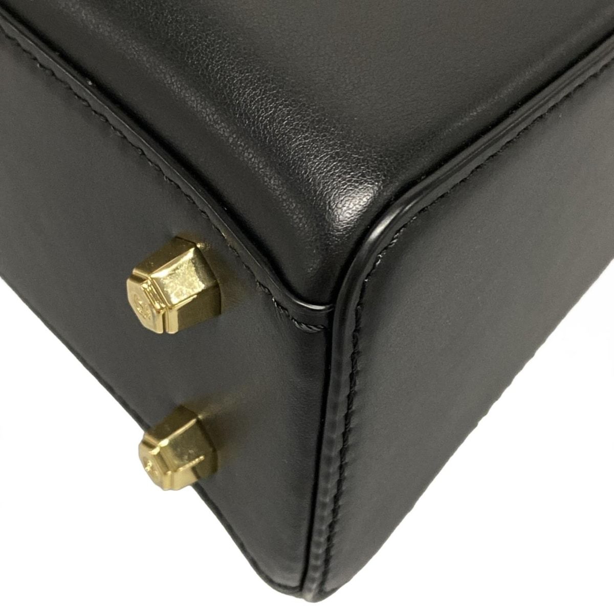 ハンドバッグ スタンス