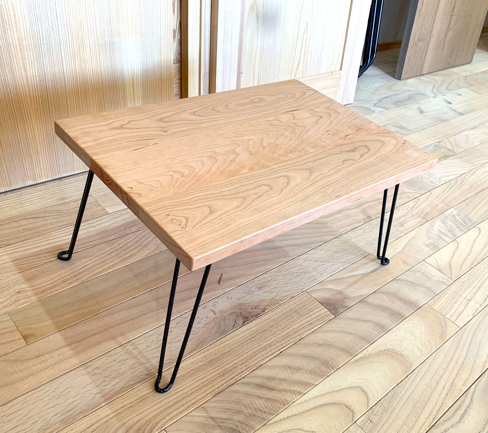 チェリー集成材の折りたたみテーブル ちゃぶ台 T141