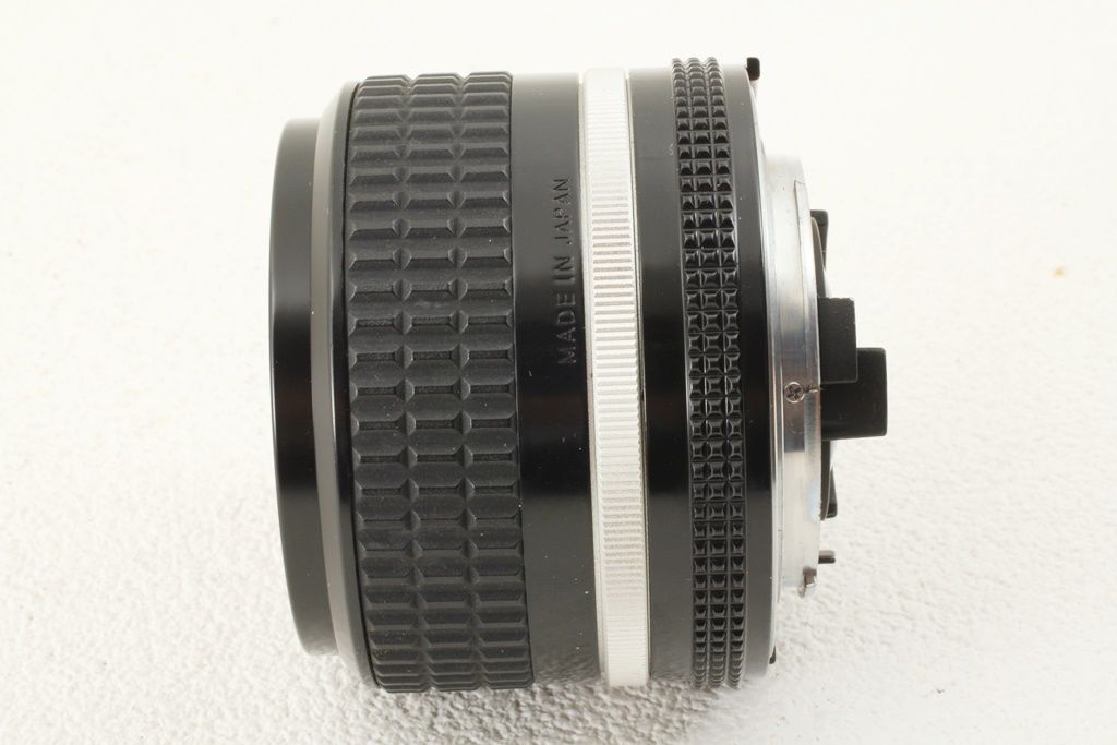 カメラ 極上品 NIKON ニコン Ai-s NIKKOR 24mm F2.8 単焦点 レンズ