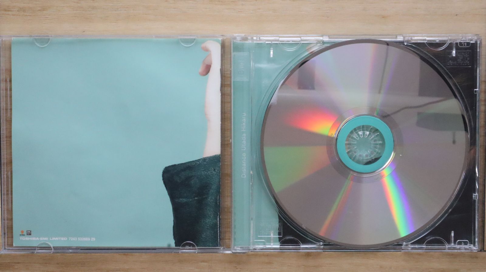 中古CD☆宇多田ヒカル/Hikaru Utada□ Distance （台湾盤