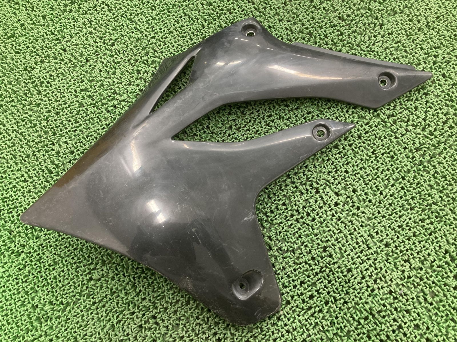 Dトラッカー KLX250 シュラウド 左 黒 49089-0016 カワサキ 純正 中古 バイク 部品 LX250H ペイント素材に 割れ欠け無し 品薄 希少品 人気・おすすめ｜使いやすい・旅行におすすめ セール中 全国発送 国内発送対応