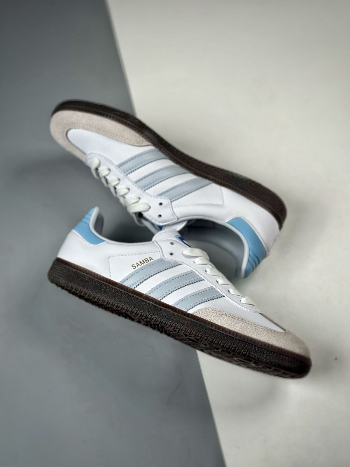 adidas SAMBA OG 新品未使用 ホワイト×ブルー